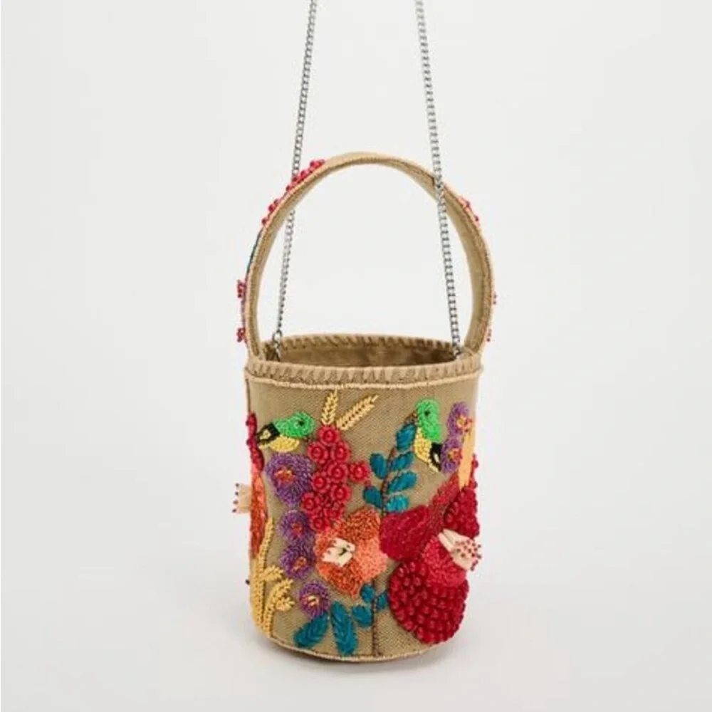 NWT ZARA BEADED BASKET BAG - Picture 3 of 16